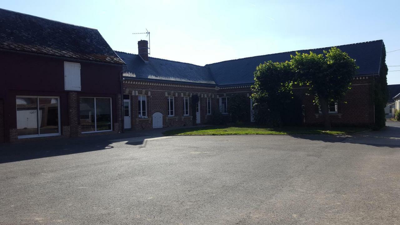 Logement à la ferme Hangest-en-Santerre Exterior foto
